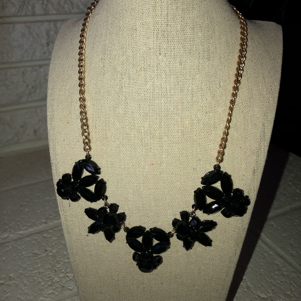 Bold black stone necklace.